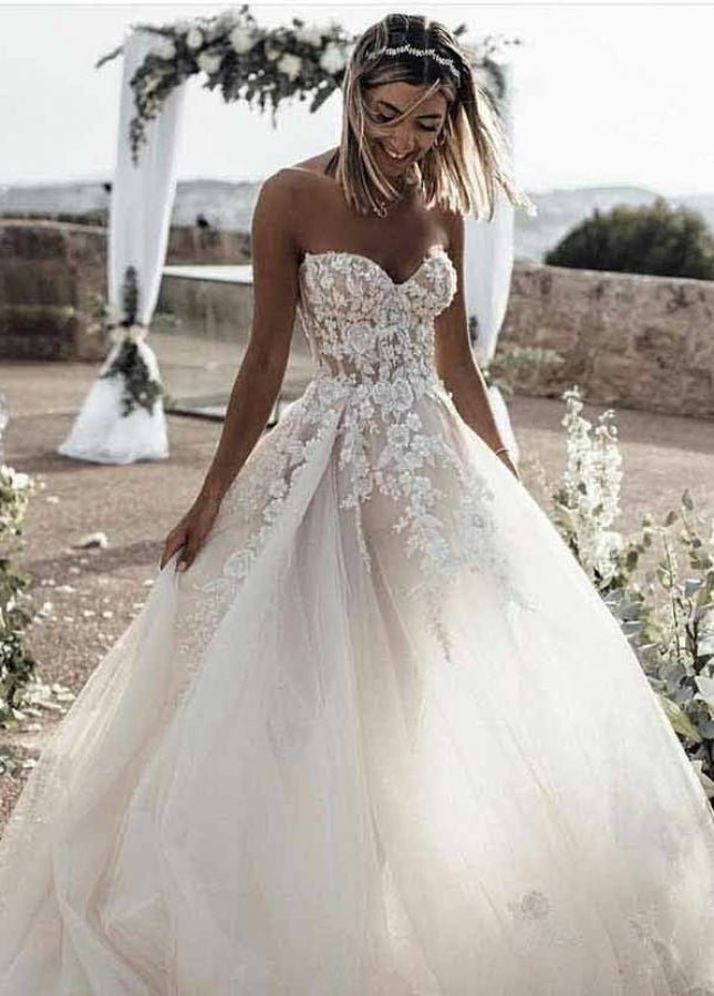A - line Tulle Skirt Floral Lace Sweetheart Wedding Dresses Backless - KissProm