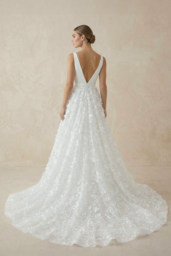 KissProm A Line V-Neck Tulle Lace Wedding Dresses, White / 26