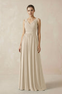 A-Line V-Neck Pleated Chiffon Bridesmaid Dress in Champagne - KissProm BRIDESMAID DRESSES