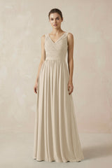A-Line V-Neck Pleated Chiffon Bridesmaid Dress in Champagne - KissProm BRIDESMAID DRESSES