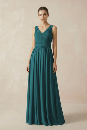 A-Line V-Neck Pleated Chiffon Bridesmaid Dress in Pine - KissProm BRIDESMAID DRESSES