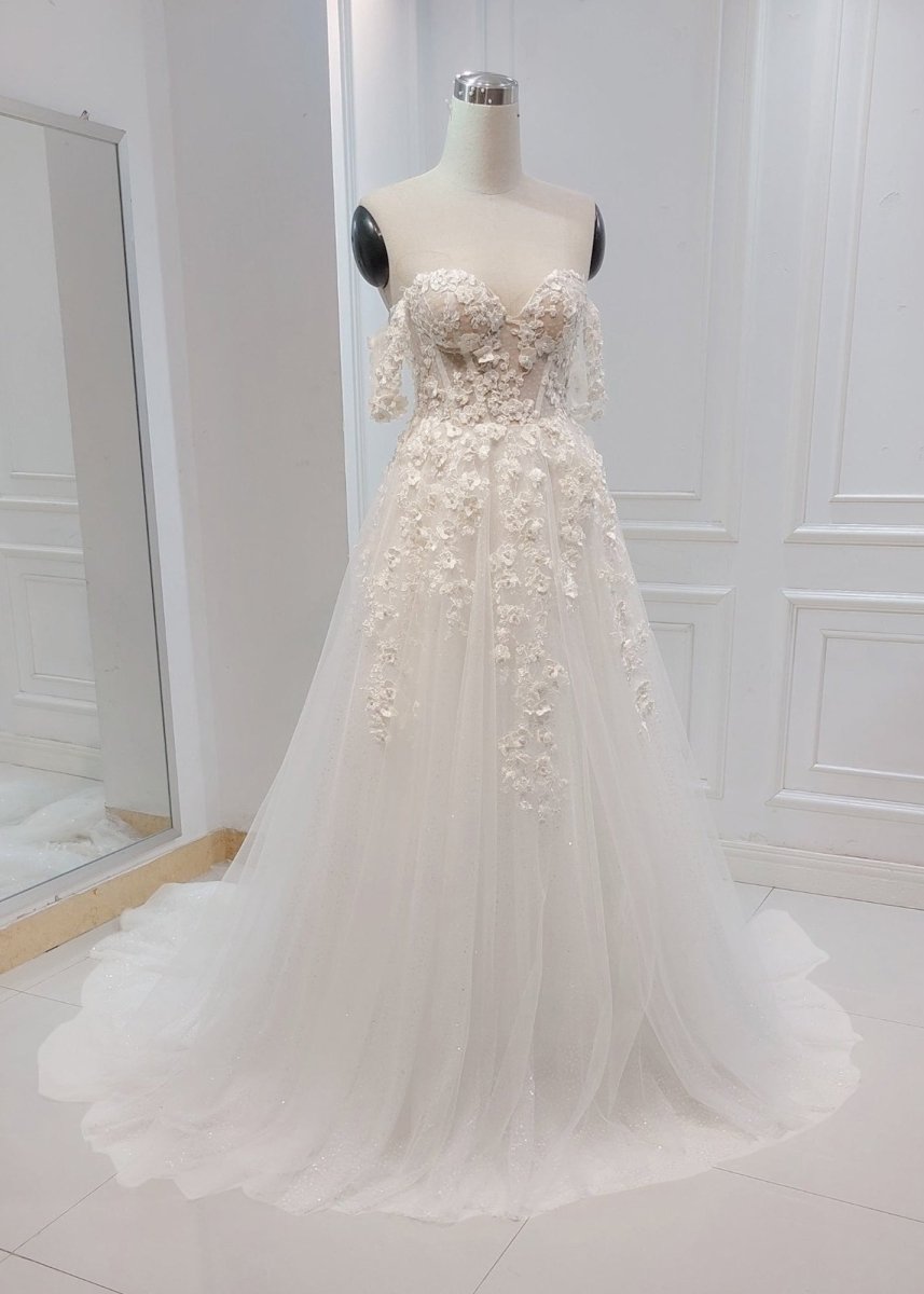 A-line White Off the Shoulder Wedding Dress With Flower Embroidery