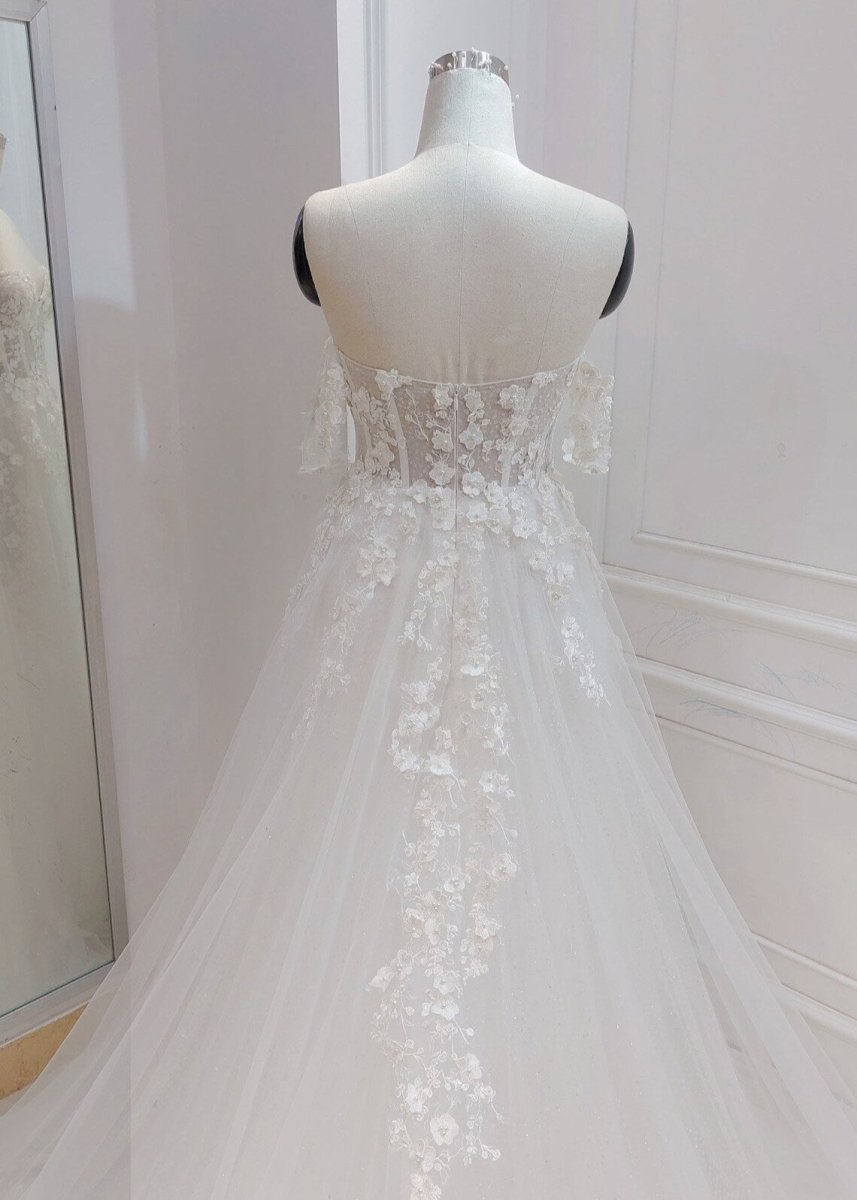 A-line White Off the Shoulder Wedding Dress With Flower Embroidery