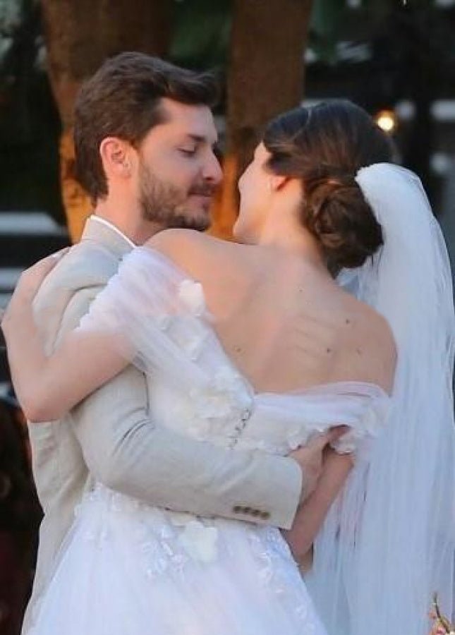 Appliques 3D Flowers Wedding Dresses Off - the - shoulder - KissProm