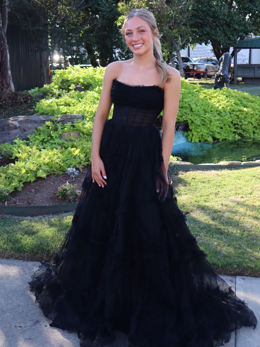 Arcanae | Black Strapless Tulle A Line Lone Prom Dress