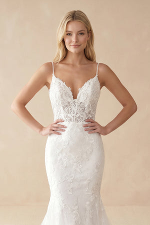 Spaghetti-Straps Backless Mermaid Lace Wedding Dresses with Appliques-KissProm