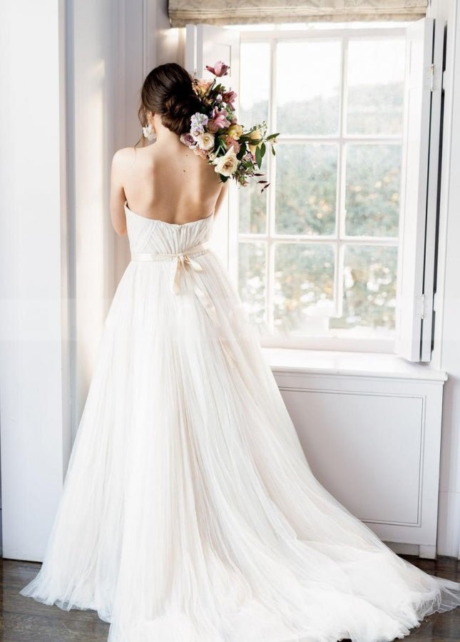 Sweetheart Backless Tulle Wedding Dress with Flower Beaded Belt