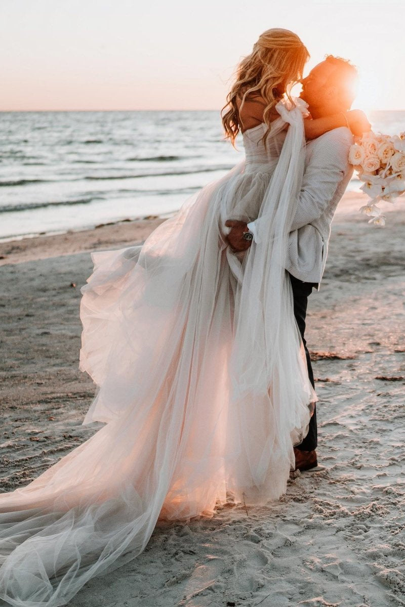 Beach Pleated Tulle Off-The-Shoulder A-Line Wedding Dresses With Slit