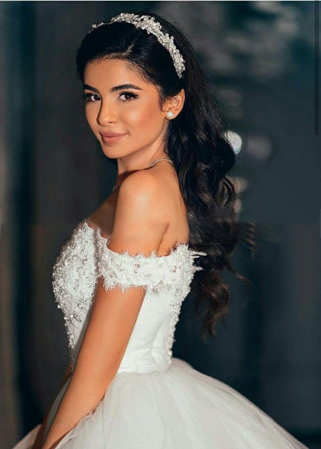 Sleeveless Beading Off-the-Shoulder Ball Gown Wedding Dress with Train