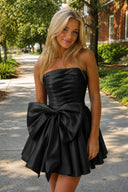 Black A-Line Strapless Pleated Homecoming Dress with Bow | KISSPROM