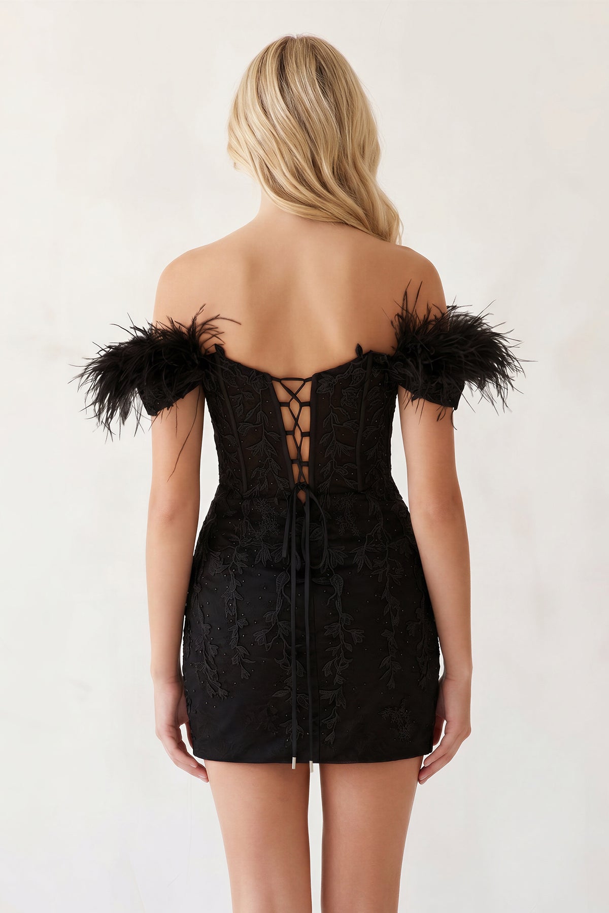 KissProm Black Tight Appliques Plunge V-Neck Lace Short Homecoming Dress with Feathers, Black / 0