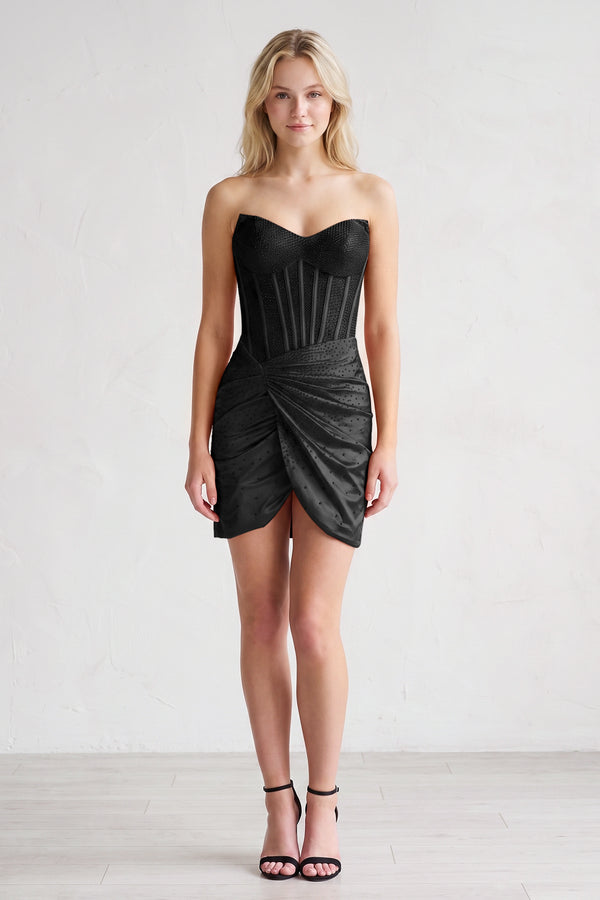 Black Strapless Satin Bodycon Short Homecoming Dresses With Beading (5) | KISSPROM