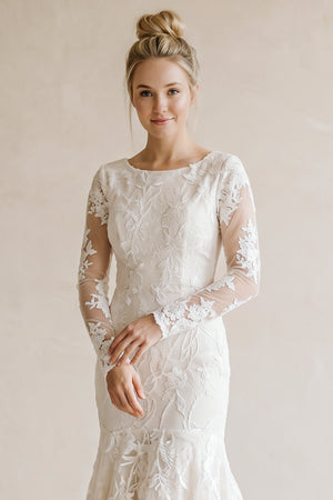 Gorgeous Boho Lace Long-Sleeves Mermaid Appliques Wedding Dress
