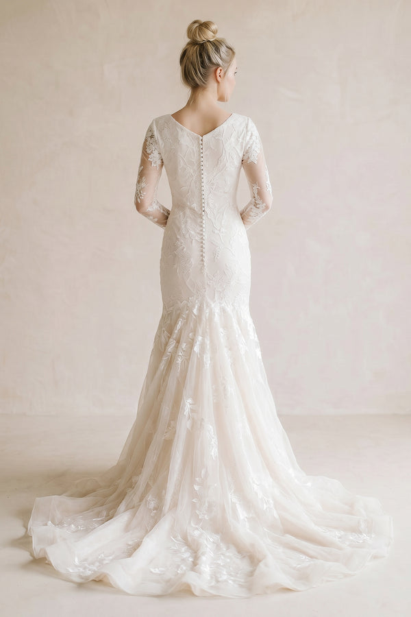 Gorgeous Boho Lace Long-Sleeves Mermaid Appliques Wedding Dress-KissProm