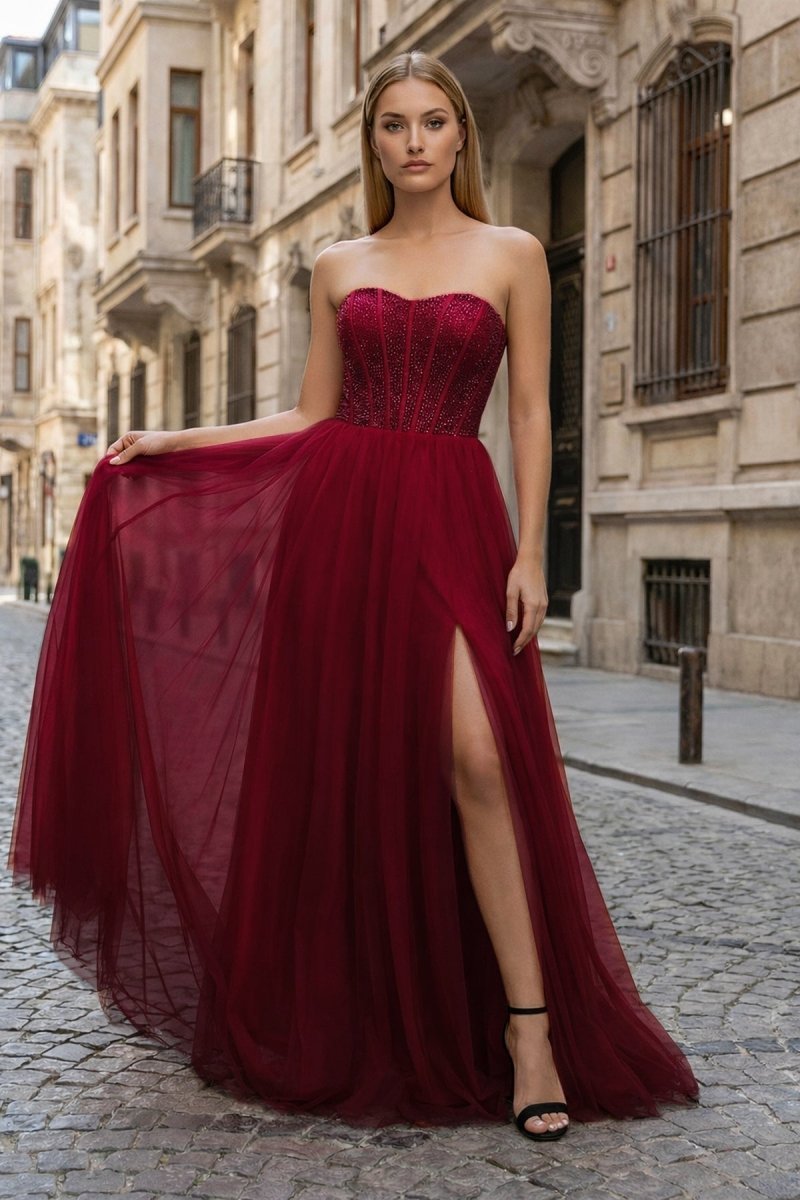 KissProm A-Line Sweetheart Beads Empire-Waist Sleeveless Prom Dress With Slit, Burgundy / 18