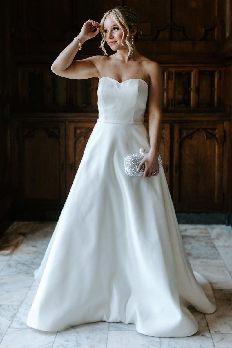 A-Line Sweetheart White Satin Wedding Dresses, Diamond White / 12
