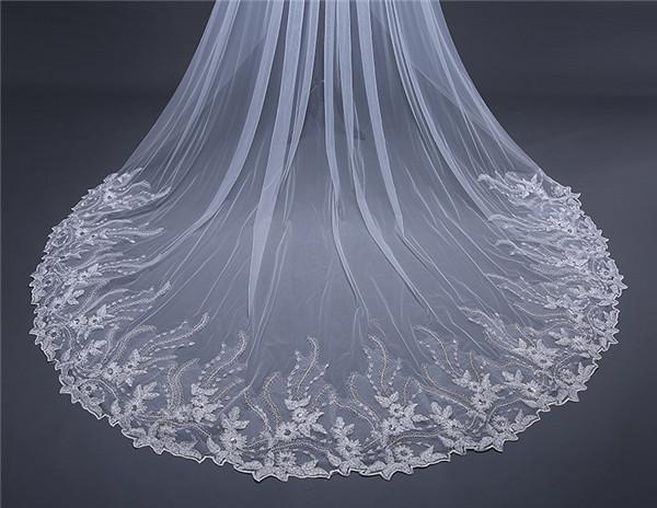 Vintage Long Tulle With Appliques Wedding Veil - KissProm