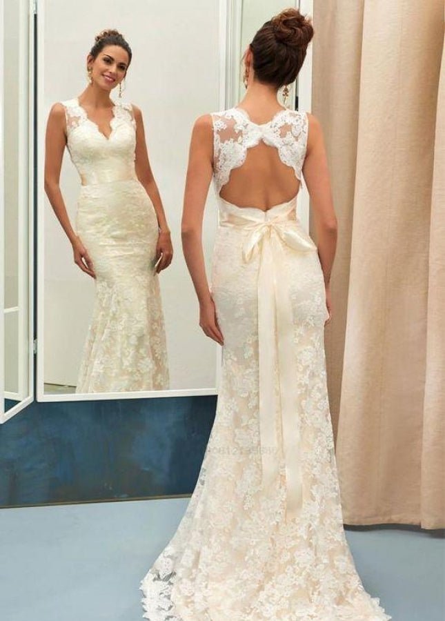 Classic Mermaid V-Neck White Lace Backless Wedding Bridal Dress