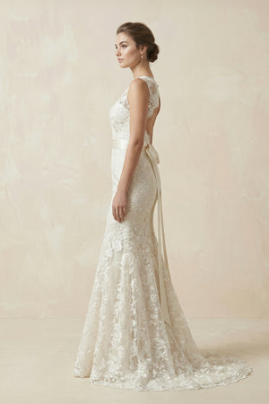 Classic Mermaid V-Neck White Lace Backless Wedding Bridal Dress – Wedding Dresses by KissProm | Available at KissProm