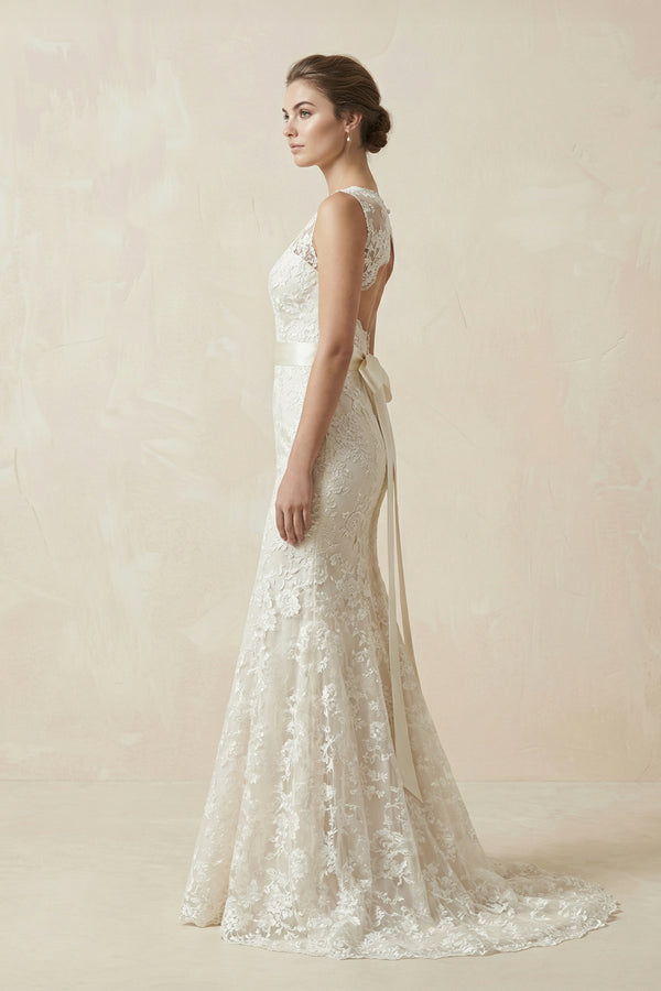 Classic Mermaid V-Neck White Lace Backless Wedding Bridal Dress – Wedding Dresses by KissProm | Available at KissProm