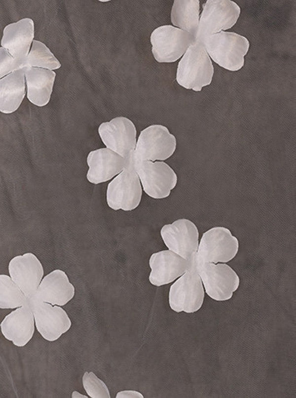 Cute Lace Flower Appliques One Tier Cut Edge Wedding Veil - KissProm
