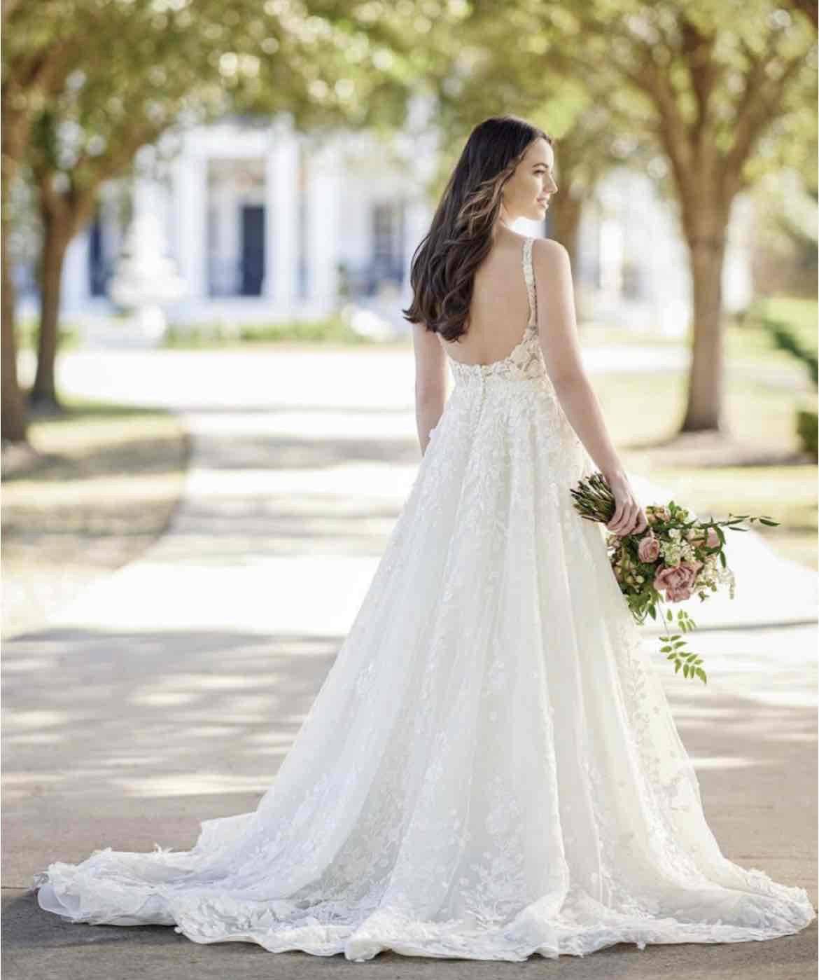 Gorgeous Ball Gown Scoop Neck Open Back Lace Wedding Dresses Gorgeous Ball Gown Scoop Neck Open Back Lace Wedding Dresses