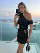 Eirwen | Black - Sheath One Shoulder Pleated Short Homecoming Dresses With Flowers