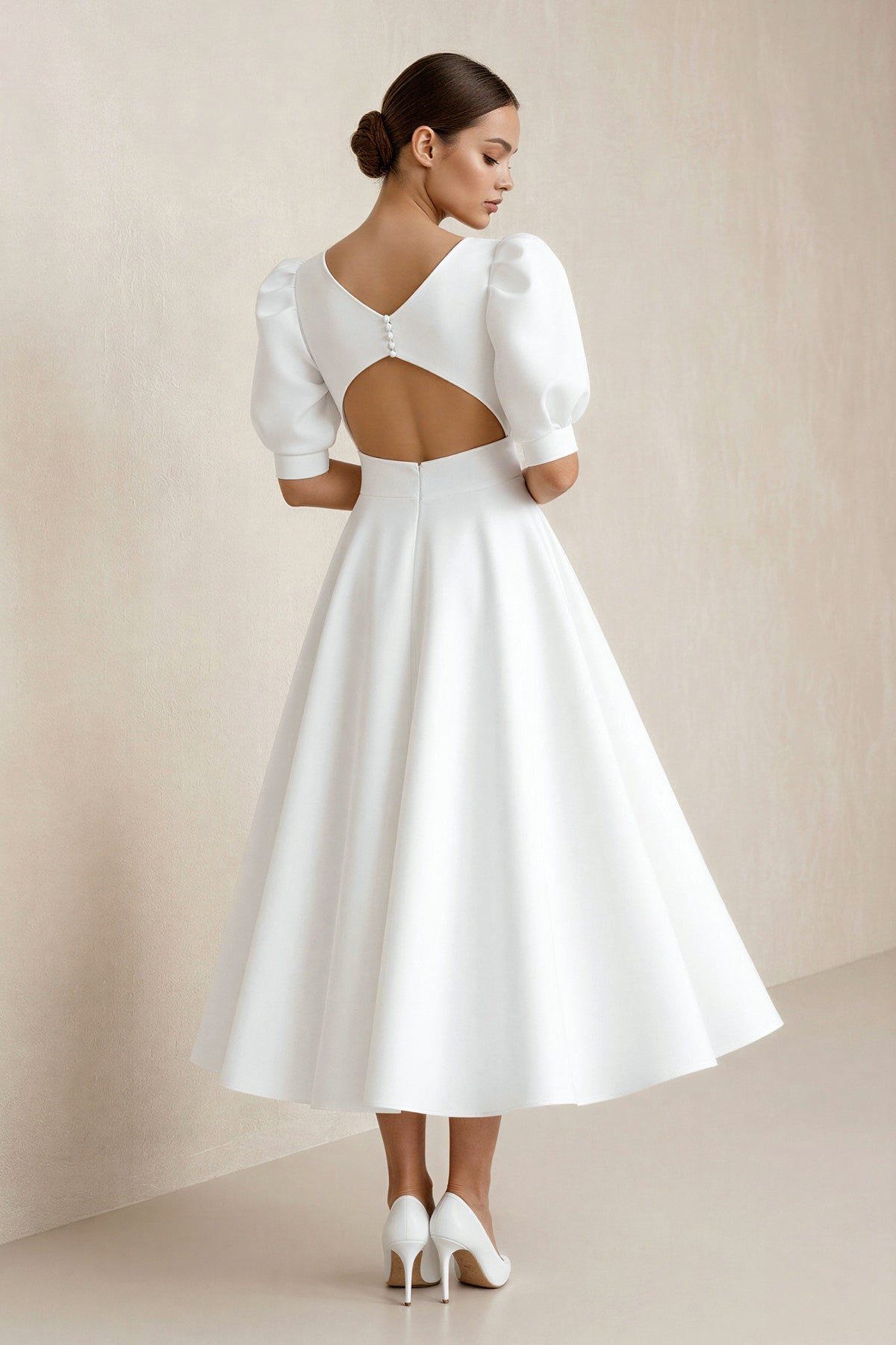 Elegant Bateau A Line Satin Knee-length Wedding Dress