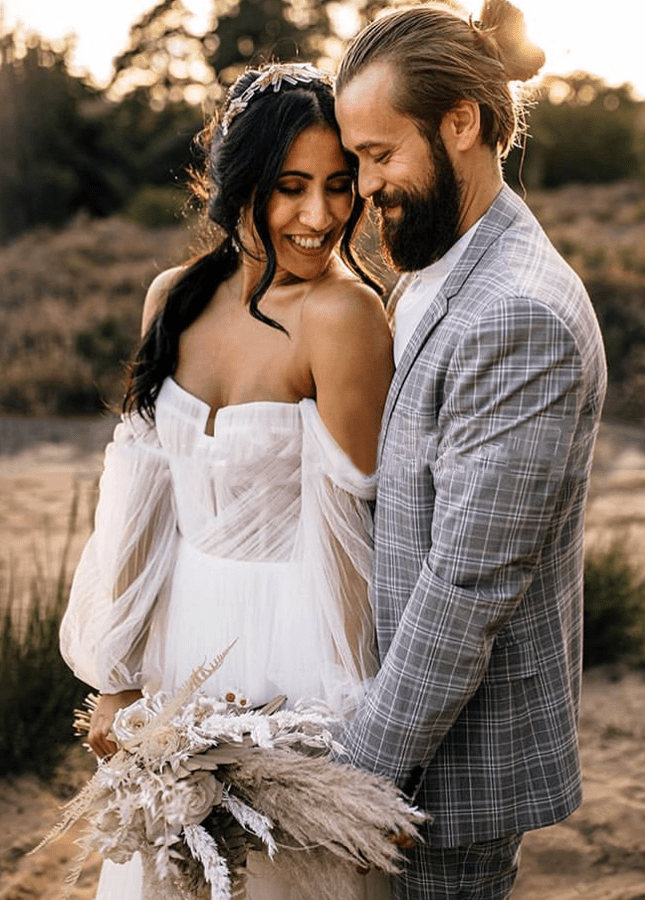 Elegant Flowy Tulle Off The Shoulder Long Sleeve Boho Wedding Bridal Gowns, Diamond White / 4 Elegant Flowy Tulle Off The Shoulder Long Sleeve Boho Wedding Bridal Gowns, Diamond White / 4