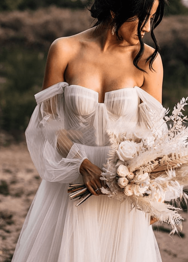 Elegant Flowy Tulle Off the Shoulder Long Sleeve Boho Wedding Bridal Gowns