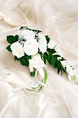 Elegant Silk Roses Wedding Flowers Bouquets in White - KissProm Accessories
