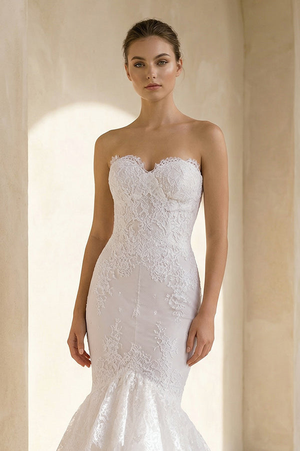 Elegant Sweetheart Sleeveless Mermaid Wedding Dress With Lace Appliques– Wedding Dresses by KissProm | Available at KissProm