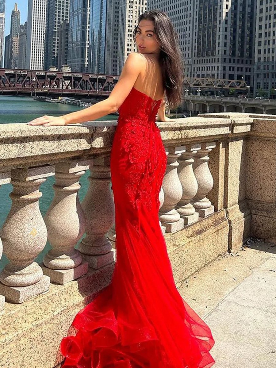 chinese dress ladies Red Lace Wedding Dress with Ivory Tulle, Strapless Sweetheart Neckline main image 1