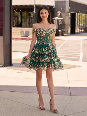 Everly | Green - A-Line Sweetheart Tiered Short Homecoming Dress