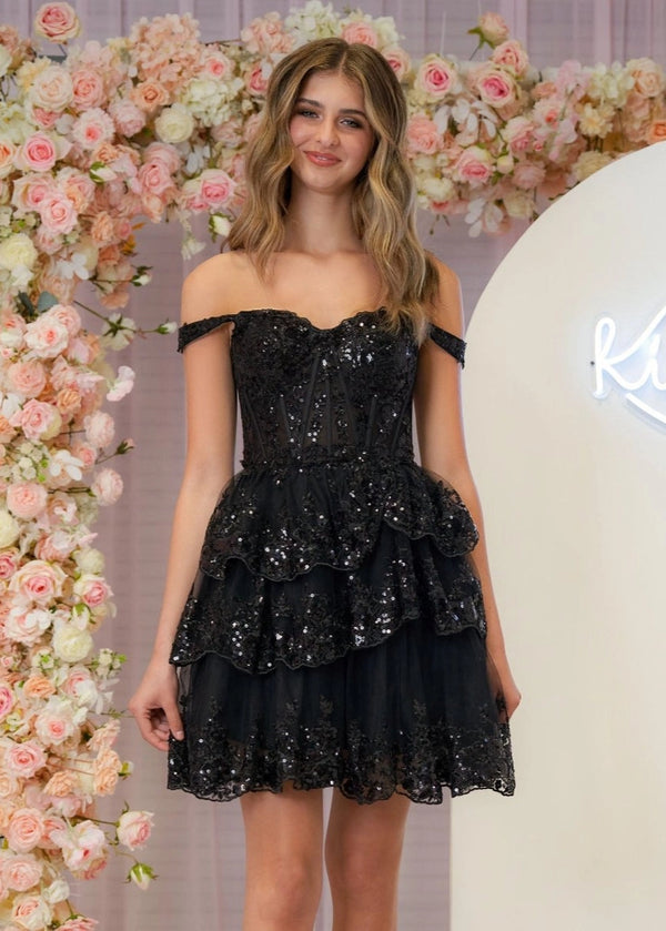 Everly | Black - A-Line Sweetheart Tiered Short Homecoming Dress