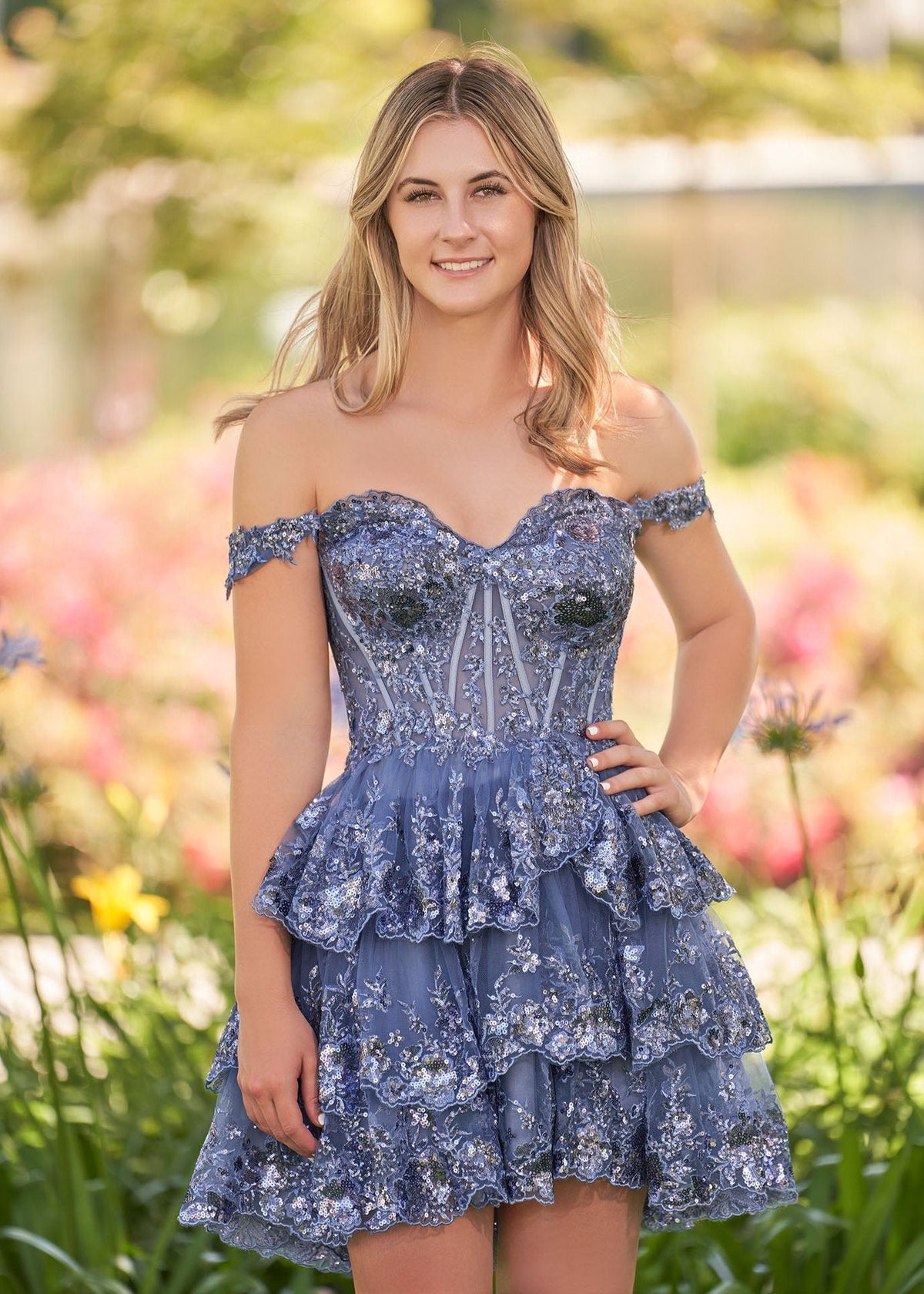 Everly | Black A-Line Sweetheart Neckline Tiered Short Homecoming Dress