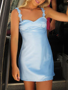 Fioraelyn | Sky Blue - Sheath Satin V Neck Short Homecoming Dresses with Flower Straps