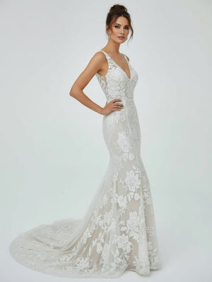 Floral Lace Appliques V Neck Sleeveless Mermaid Boho Wedding Dresses - KissProm