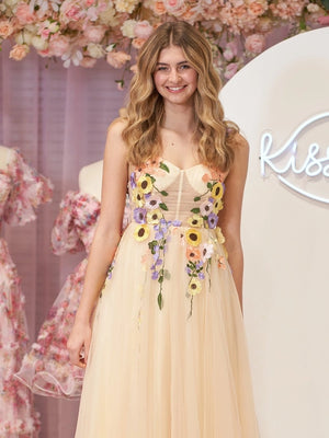 3D Flower Tulle Tea Length Prom Dresses