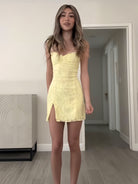 Gema | Yellow - Spaghetti Straps Sheath Lace Short Homecoming Dress With Slit