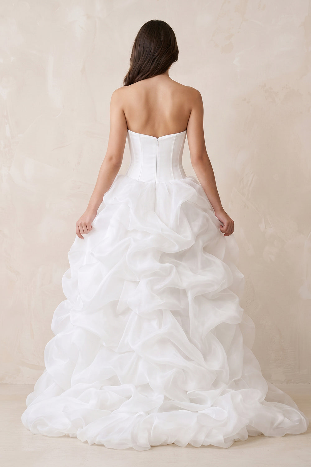 Gorgeous Beach White Short Organza Sweetheart Asymmetrical Wedding Dresses