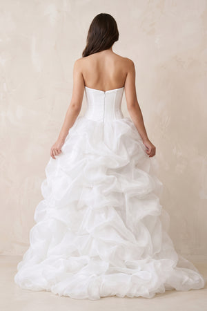 Gorgeous Beach White Short Organza Sweetheart Asymmetrical Wedding Dresses