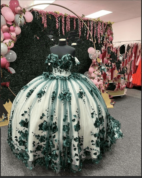 green emerald velvet dress Green Ball Gown Off The Shoulder 3D Flowers Beads Applique Quinceanera