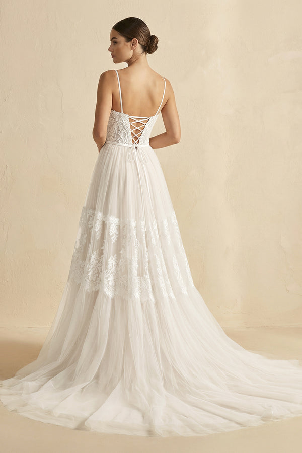Ivory Boho A-Line Long Tulle Wedding Dress with Appliques-KissProm