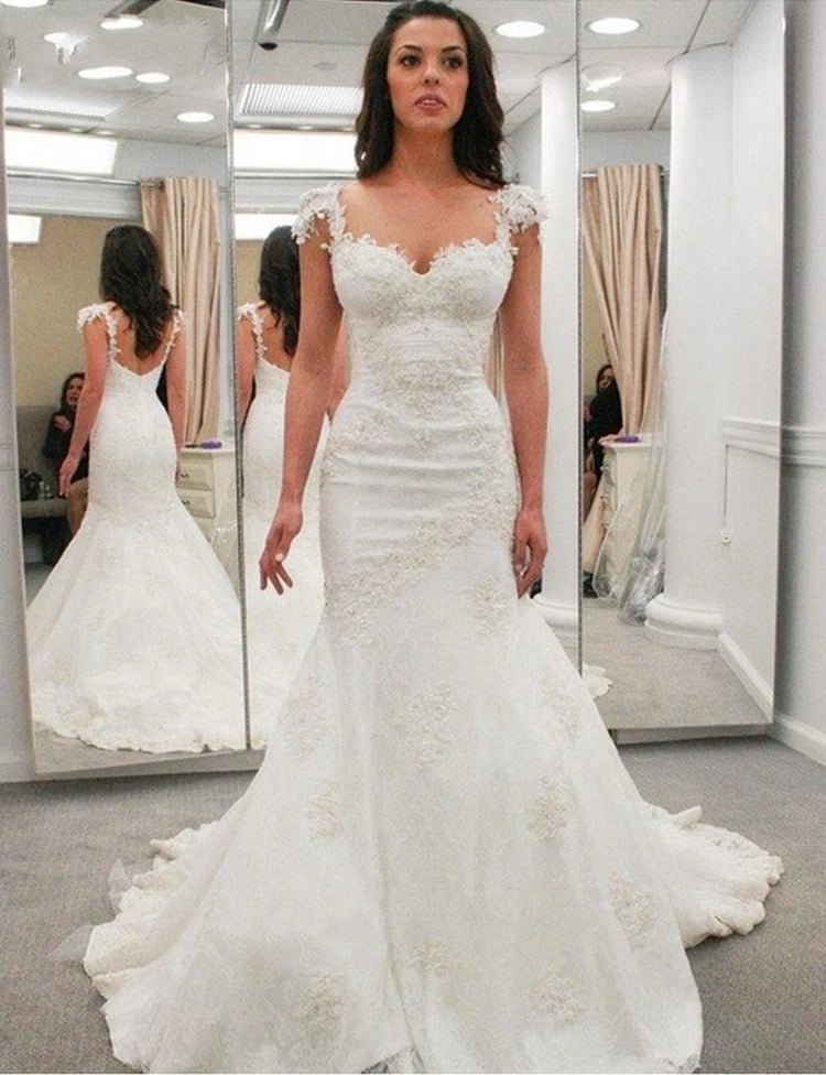 Lace Applique Strap Pleated Lace Gown With Open Back Style