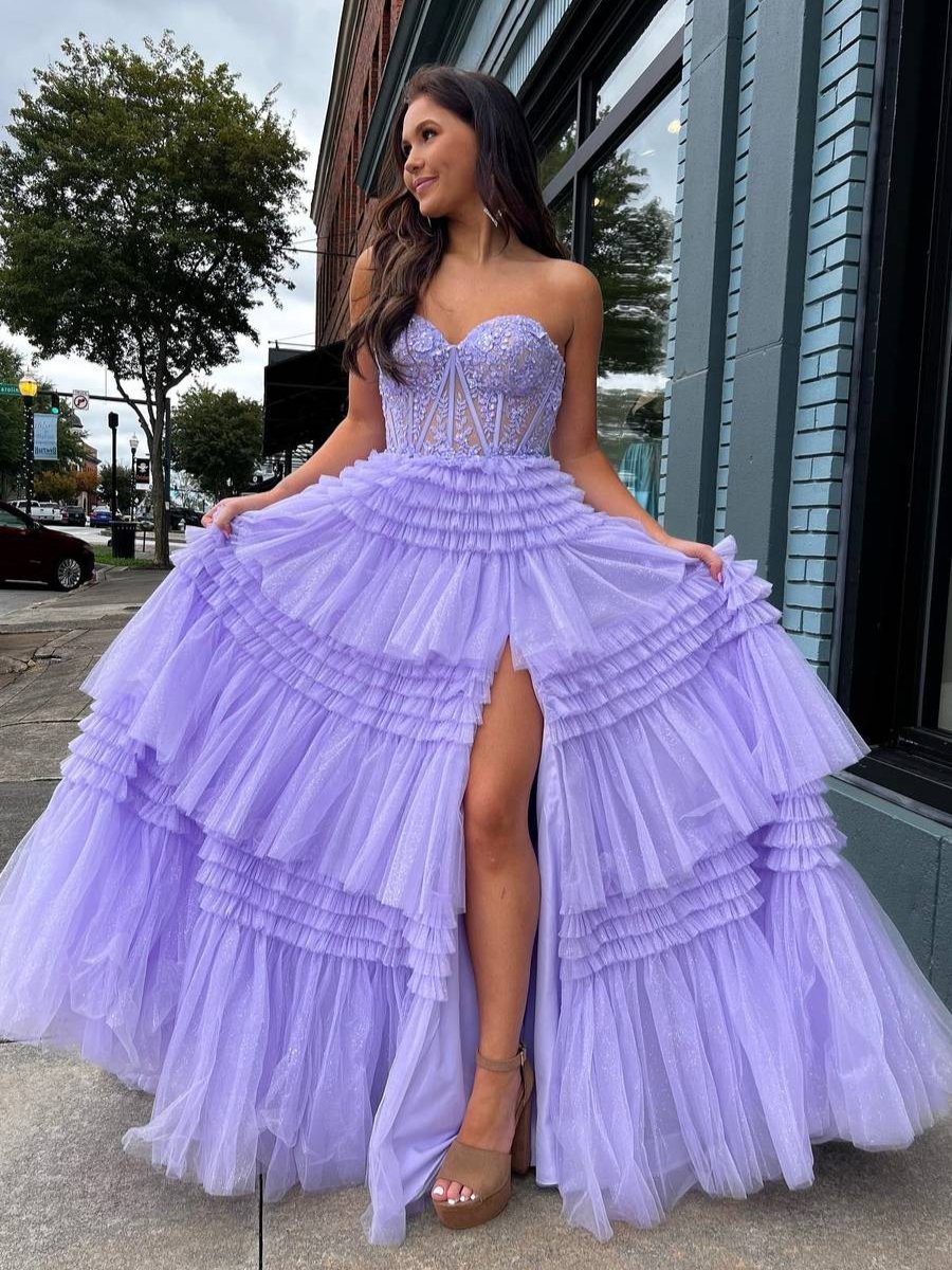 Adelyn Black A-Line Sweetheart Tiered Long Sparkling Tulle Prom Dress