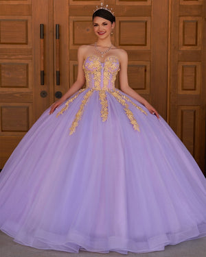Lilac Sweetheart Sleeveless Quinceanera Dresses with Appliques