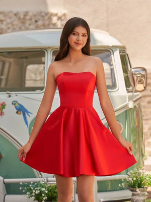 Lisa |A-Line Strapless Satin Homecoming Dress with Pockets