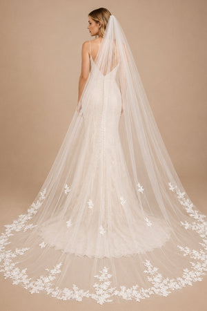 Luxurious 3M Bridal Veil With Comb in Ivory - KissProm Wedding Veils
