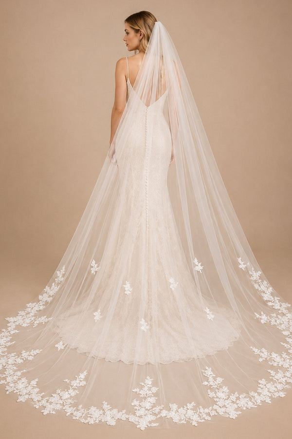 Luxurious 3M Bridal Veil With Comb in Ivory - KissProm Wedding Veils
